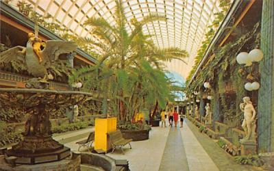 The Entrance Mall in Kapok Tree Inn Clearwater, Florida Postcard