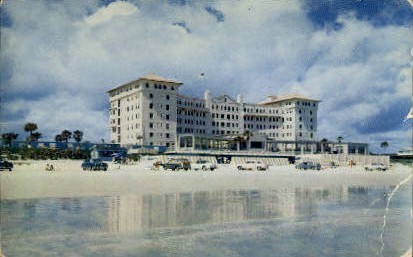 Daytona Beach Plaza - Florida FL Postcard