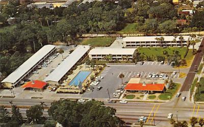 Howard Johnson Motor Lodge and Restaurant Daytona Beach, Florida Postcard