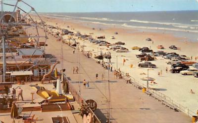 Famous Beach and amusement center Daytona Beach, Florida Postcard
