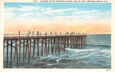 Fishing in the Atlantic Ocean, End of Pier Daytona Beach, Florida Postcard