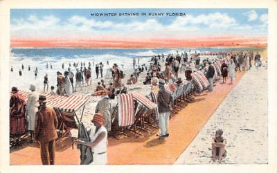 Midwinter Bathing in Sunny Florida, USA Postcard