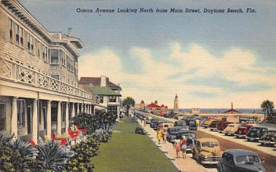 Ocean Avenue Looking North from Main Street Daytona Beach, Florida Postcard