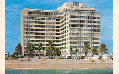 The Ocean Manor Resoft Hotel Fort Lauderdale, Florida Postcard