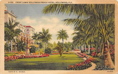 Front Lawn, Hollywood Beach Hotel Florida Postcard