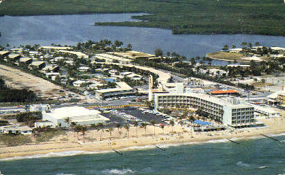 Golden Gate Hotel - Miami Beach, Florida FL Postcard