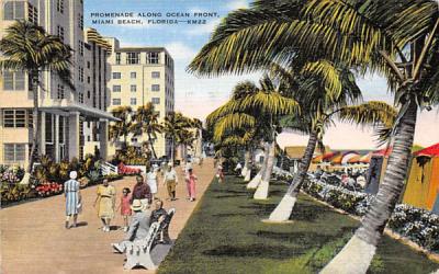 Promenade Along Ocean Front Miami Beach, Florida Postcard