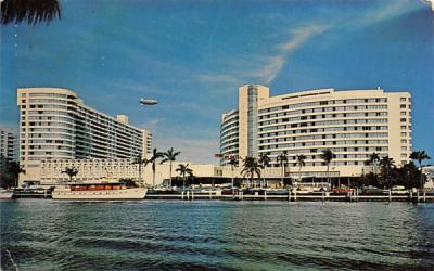 New Fountainbleau Hotel Miami Beach, Florida Postcard