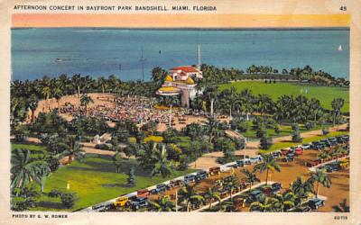 Afternoon Concert in Bayfront Park Bandshell Miami, Florida Postcard