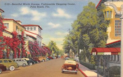 Beautiful Worth Avenue, Fashionable Shopping Center Palm Beach, Florida Postcard