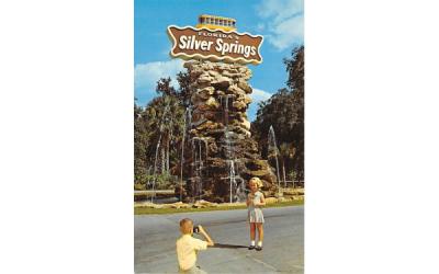 Marks the Entrance to Florida's Silver Springs, USA Postcard