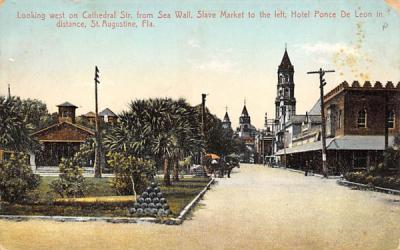 Looking West on Cathedral Str. St Augustine, Florida Postcard