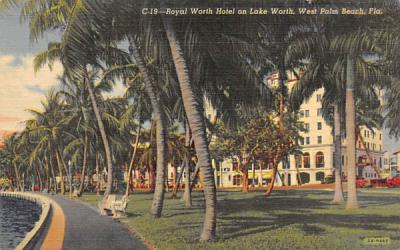 Royal Worth Hotel on Lake Worth West Palm Beach, Florida Postcard