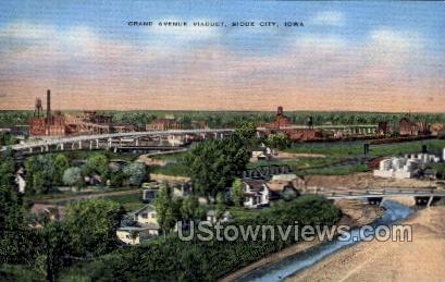 Grand Avenue Viaduct - Sioux City, Iowa IA Postcard