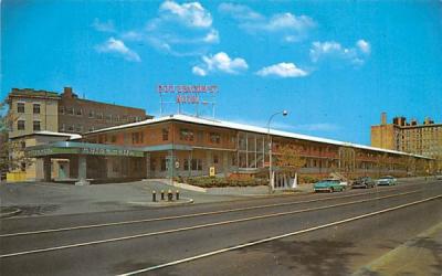 Beacon Street Hotel Brookline, Massachusetts Postcard