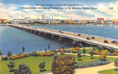 Harvard Bridge crossing the Charles River Boston, Massachusetts Postcard