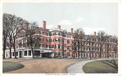 Curtis HotelLenox, Massachusetts Postcard