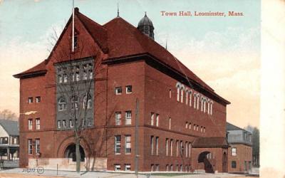Town Hall Leominster, Massachusetts Postcard