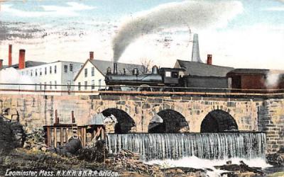 N.Y.N.H. & H.R.R. Bridge Leominster, Massachusetts Postcard