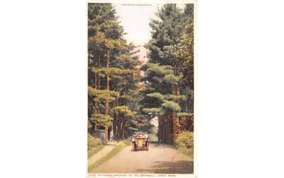 Entrance Driveway to the Aspinwall Lenox, Massachusetts Postcard