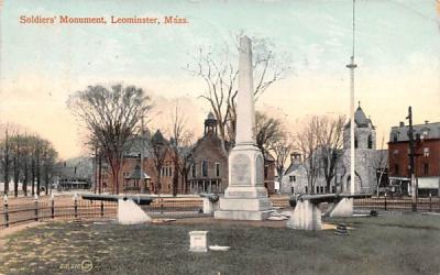 Soldiers Monument Leominster, Massachusetts Postcard