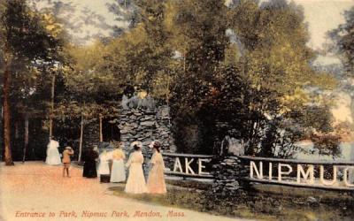 Entrance to Park Mendon, Massachusetts Postcard