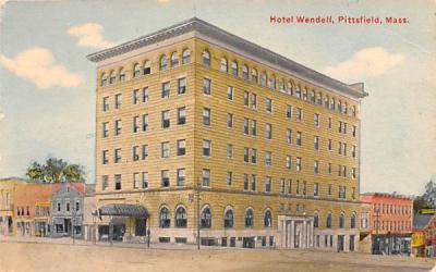 Hotel Wendell Pittsfield, Massachusetts Postcard