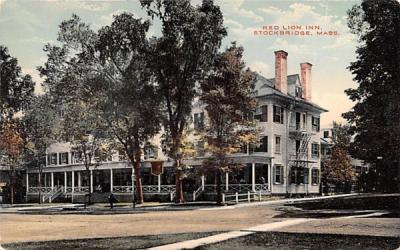 Red Lion Inn Stockbridge, Massachusetts Postcard