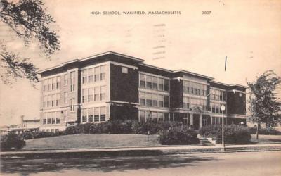 High School Wakefield, Massachusetts Postcard