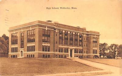 High School Wellesley, Massachusetts Postcard