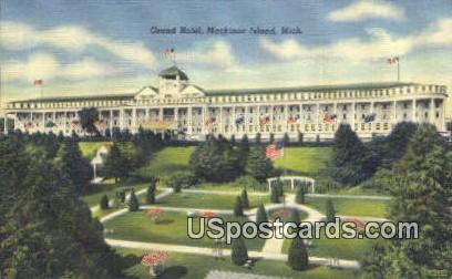 Grand hotel - Mackinac Island, Michigan MI Postcard