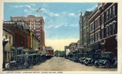 Locust Street, Looking South - Grand Island, Nebraska NE Postcard