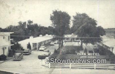 Park Motel - Scottsbluff, Nebraska NE Postcard