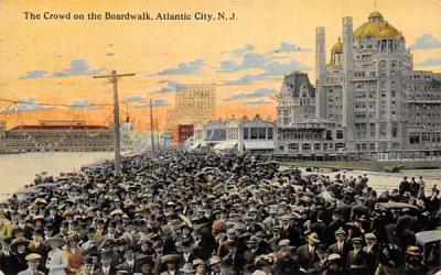 The Crowd on the Boardwalk Atlantic City, New Jersey Postcard