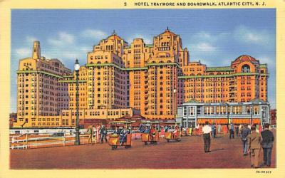 Hotel Traymore and Boardwalk Atlantic City, New Jersey Postcard