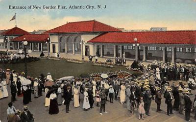 Entrance of New Garden Pier Atlantic City, New Jersey Postcard