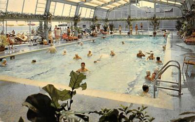 Chalfonte-Haddon Hall's salt-water pool Atlantic City, New Jersey Postcard
