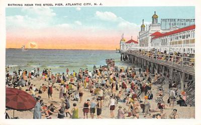 Bathing near the Steel Pier Atlantic City, New Jersey Postcard