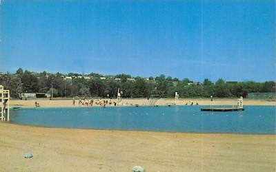 Pool and Bathing beach, part of Veteran's Park Fair Lawn, New Jersey Postcard