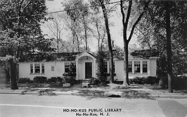 Ho-Ho-Kus Public Library Ho Ho Kus, New Jersey Postcard