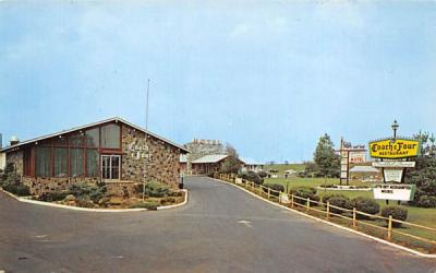 Town House Motel, Coach & Four Hightstown, New Jersey Postcard