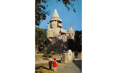 The Gingerbread Castle Hamburg, New Jersey Postcard