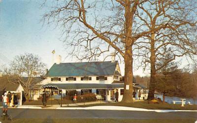 Gracious Lakeside Dining, Buttonwood Manor Matawan, New Jersey Postcard
