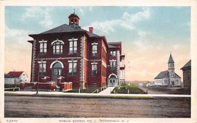 Public School Roosevelt, New Jersey Postcard