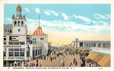 Boardwalk, South of Ocean Pier Wildwood , New Jersey Postcard
