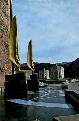 Monument to who built Hoover Dam - Hoover (Boulder) Dam, Nevada NV Postcard