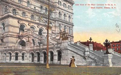 Main Entrance to NY State Capitol Albany, New York Postcard
