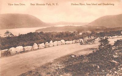 Hudson River Bear Mountain, New York Postcard