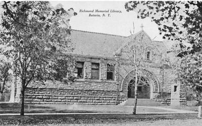 Richamond Memorial Library Batavia, New York Postcard