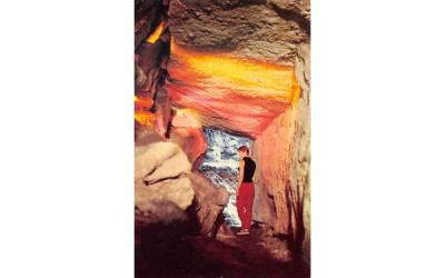 Rainbow Tunnel Ice Cave MTN Ellenville, New York Postcard